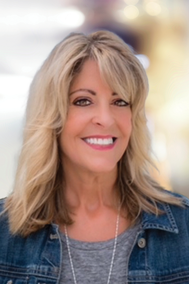 Portrait of Vicky LeBlanc, REALTOR®.